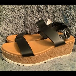 Strap Platform Sandals